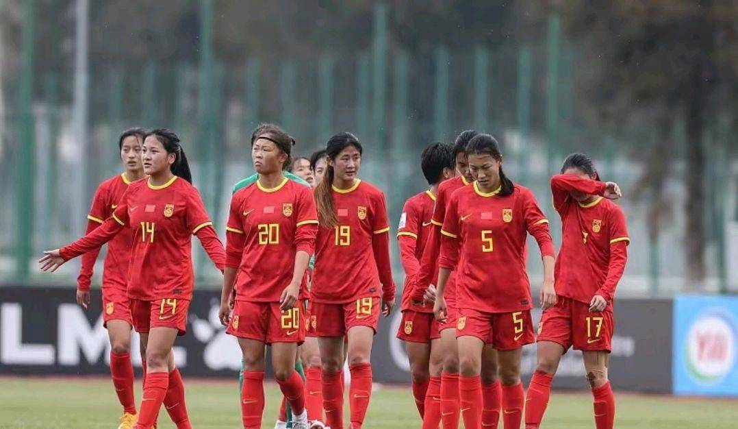瑞士女足实力强悍，豪气冲击